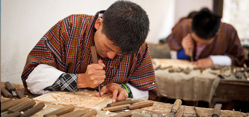 About arts crafts of bhutan